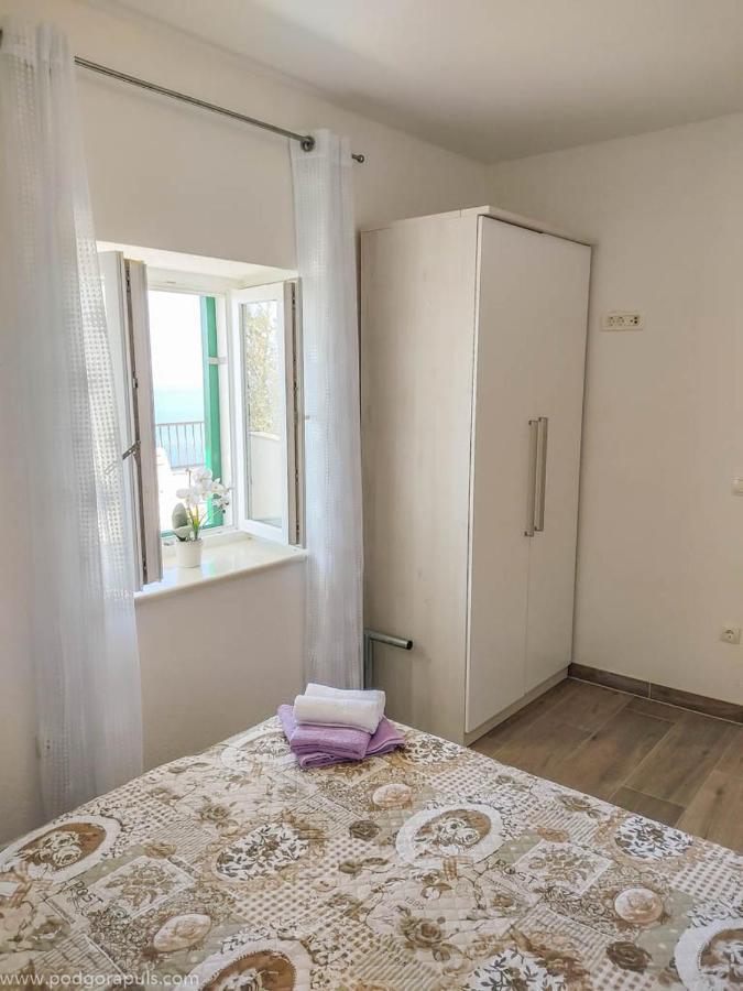 Apartman Krzenic With Sea View Подгора Екстериор снимка